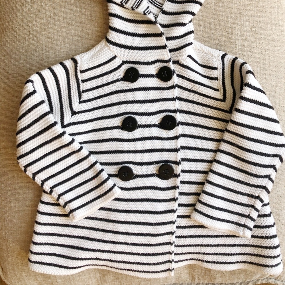 Knit sweater